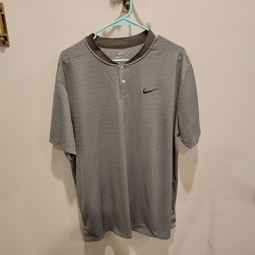 Nike Men's Golf Shirt